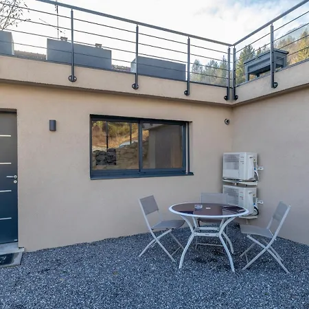 Cosy En Rez-de-jardin Marignier