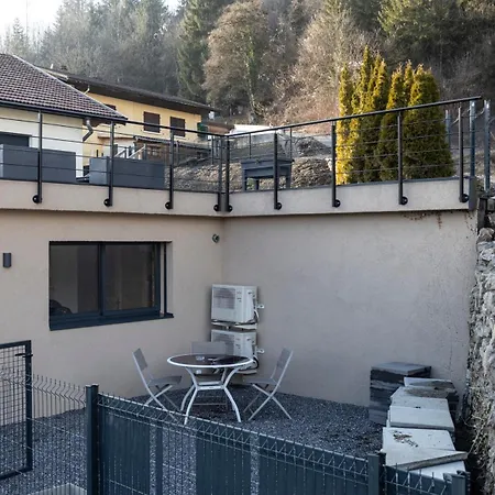Appartement Cosy En Rez-de-jardin *