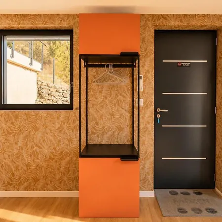 Appartement Cosy En Rez-de-jardin *