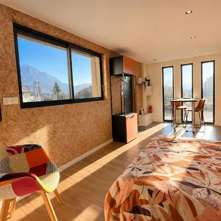 Appartement Cosy En Rez-de-jardin