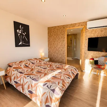 Cosy En Rez-de-jardin Appartement *